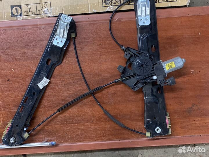 Стеклоподъемник Land Rover Evogue