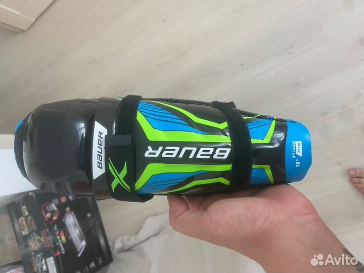 Продам полный комплект хоккейной формы