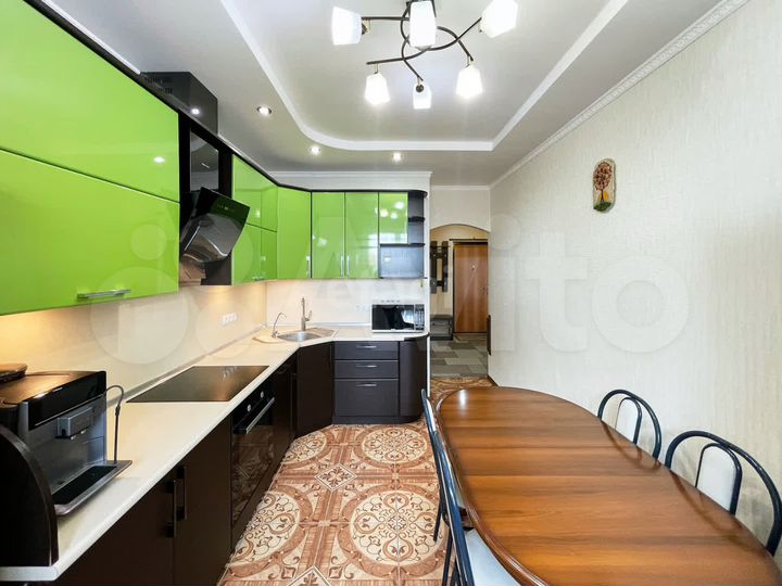 2-к. квартира, 64,4 м², 8/18 эт.