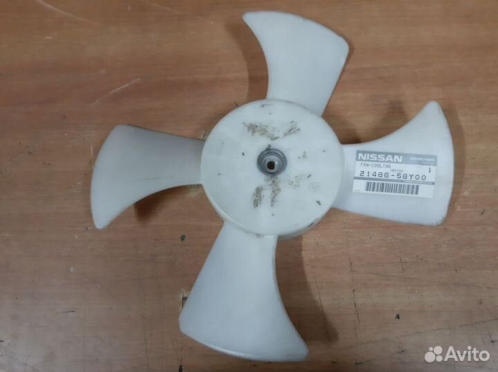 Вентилятор радиатора Ниссан Примера 2148658Y00