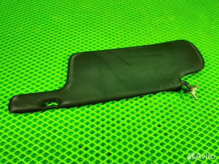 Козырек солнцезащитный правый Audi 80 b3 Ауди 80