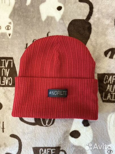 Шапка женская (новая)