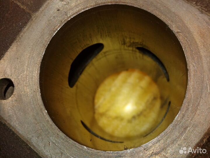 Цилиндр оригинал Honda lead 100 jf06