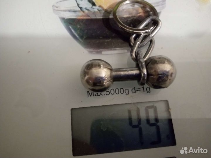 Брелок гантель ручной работы