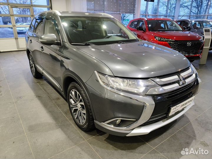 Mitsubishi Outlander 2.0 CVT, 2018, 158 844 км