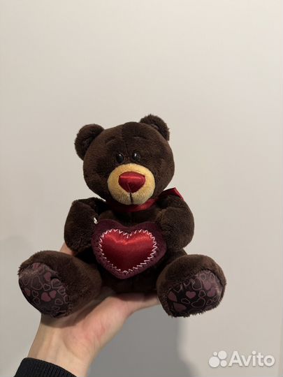 Плюшевый медведь