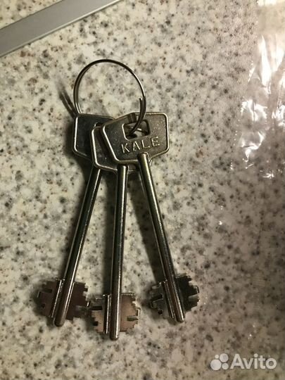 Замок дверной