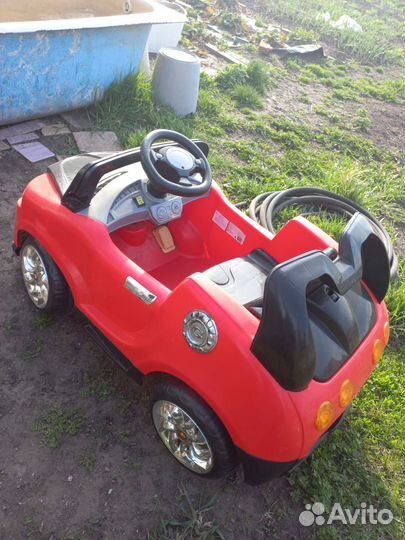 Детский электромобиль