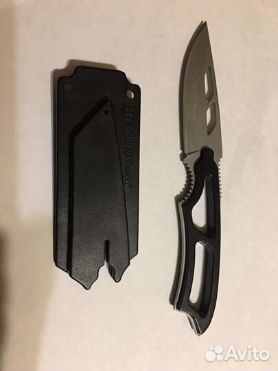 Нож Smith Wesson