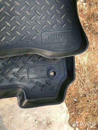 Автомобильные коврики резиновые Volkswagen