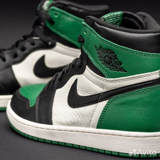 Air Jordan 1 Retro High OG Pine Green