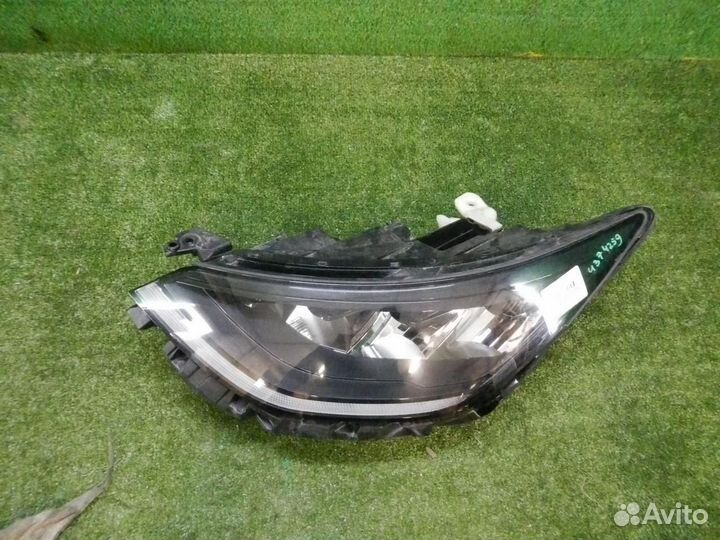Фара левая Hyundai Sonata