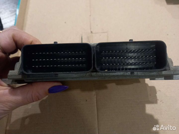 Блок эбу Renault Logan 1