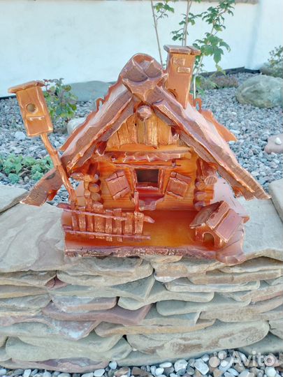 Деревянный домик скворечник