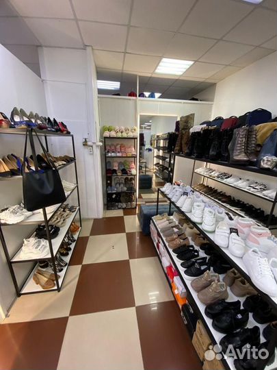 Продам готовый бизнес магазин одежды и обуви