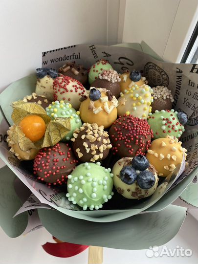 Клубничный букет