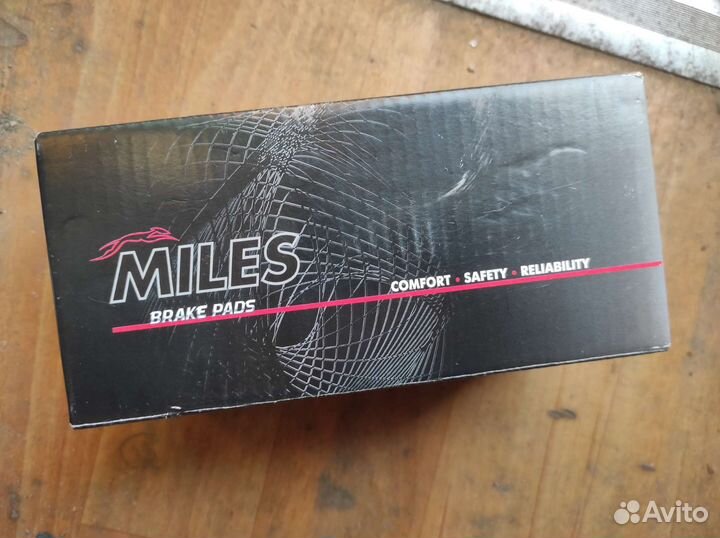 Тормозные колодки Citroen Miles E400152