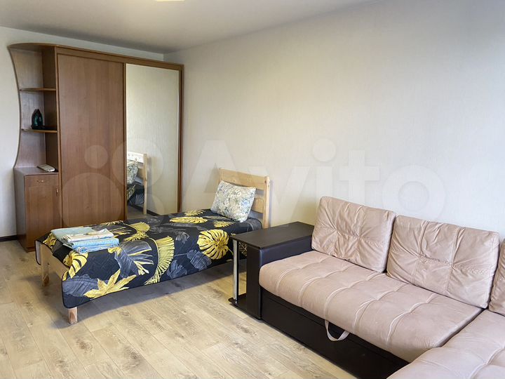 2-к. квартира, 55 м², 3/9 эт.