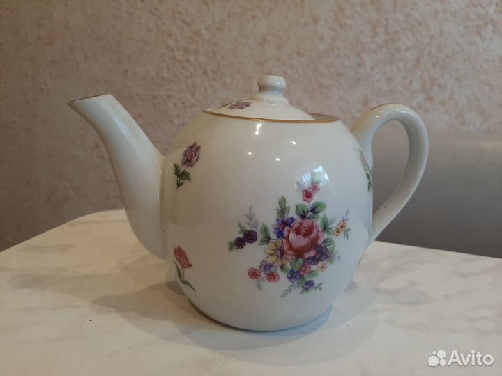 Чайники фарфоровые СССР