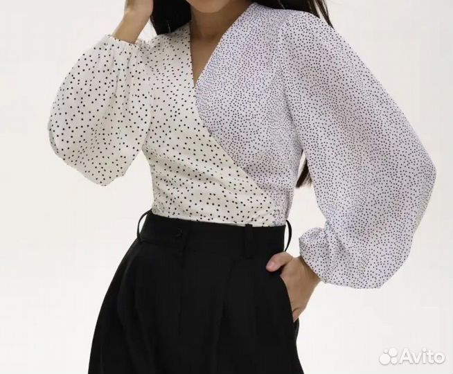 Блузка белая