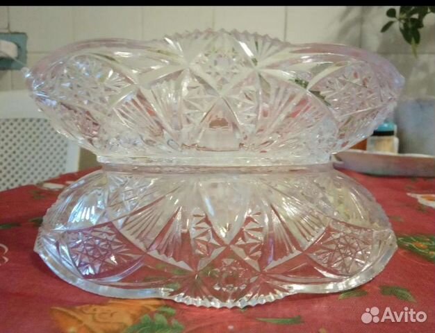 Хрустальная вазочка