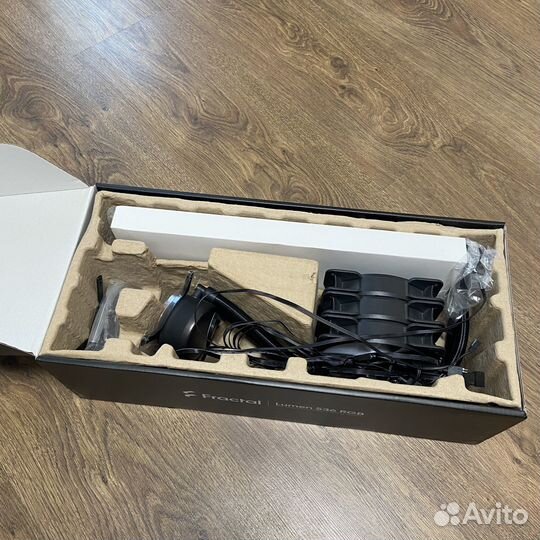 Водянка Fractal Design Lumen S36 RGB