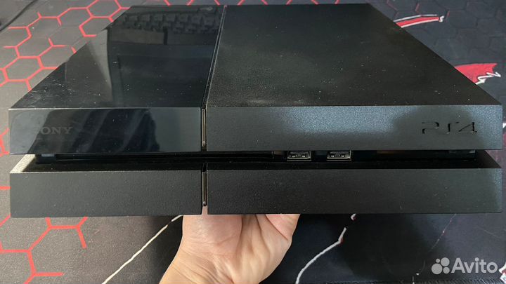 Sony PS4 fat