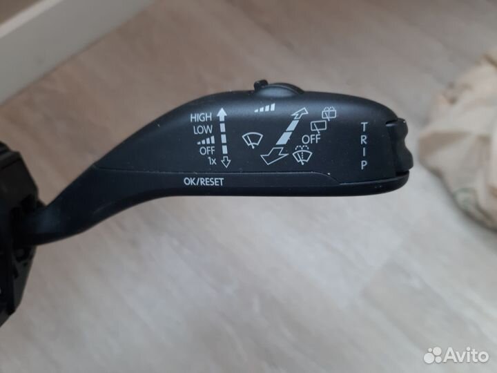 Подрулевой переключатель skoda fabia 2