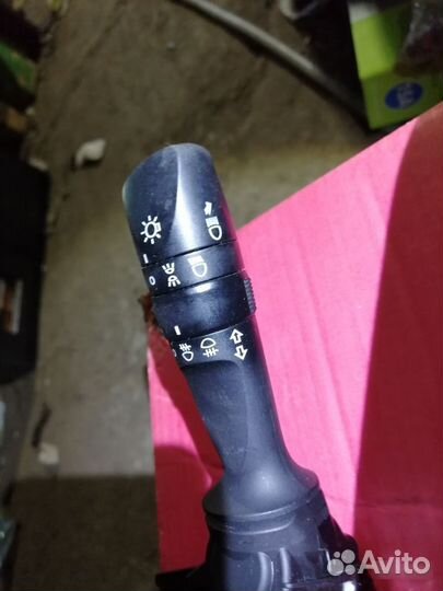 Подрулевой переключатель на тойота Е180 с птф