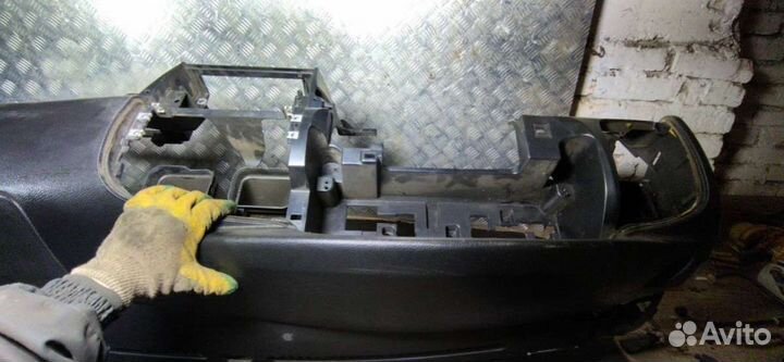 Панель передняя салона (торпедо) Chevrolet Evanda