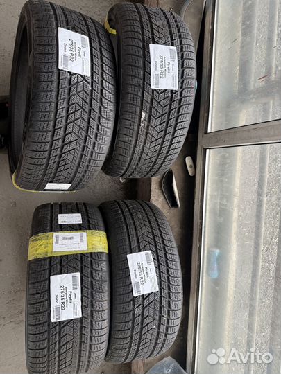 Pirelli Scorpion Winter 275/35 R22 104V