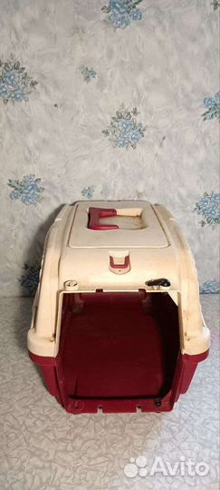 Переноска для кошек и мелких собак