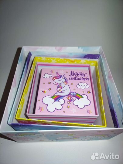 Коробка подарочная