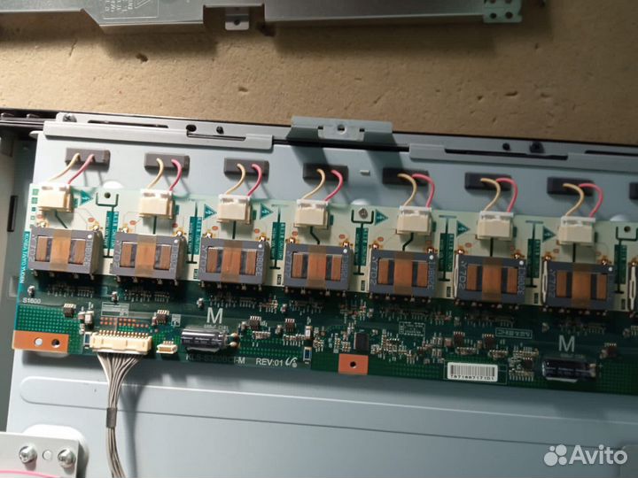 Телевизор panasonic TX-R32LE7KA по запчастям