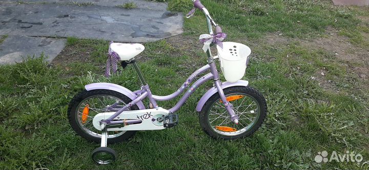 Велосипед детский для девочек в отличном состоянии