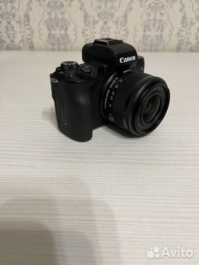 Canon EOS m50