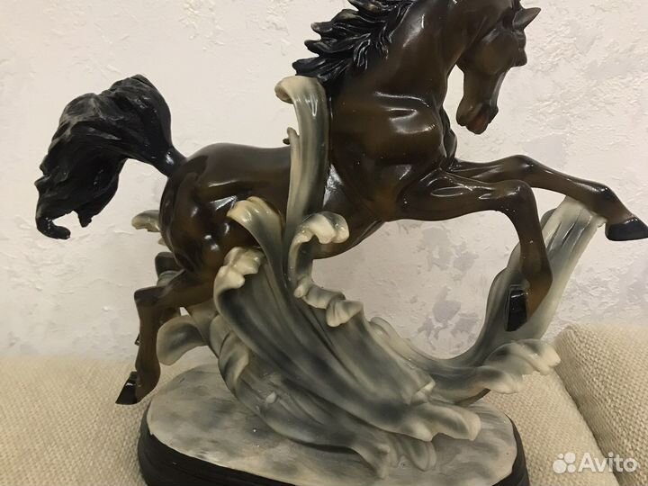 Статуэтка Конь Лошадь Италия