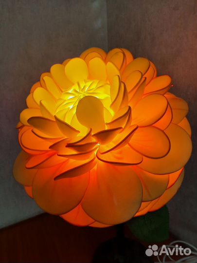 Светильник из изолона