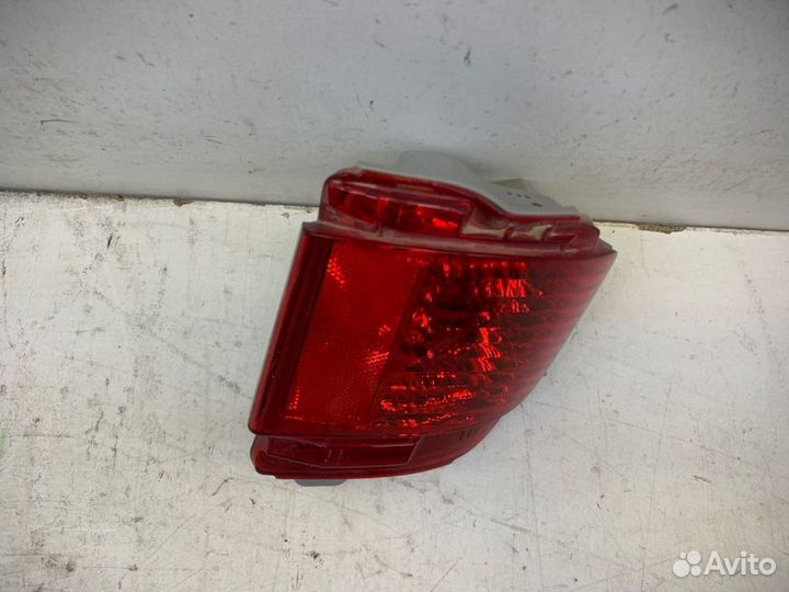 Фонарь противотуманный правый Toyota Land Cruiser