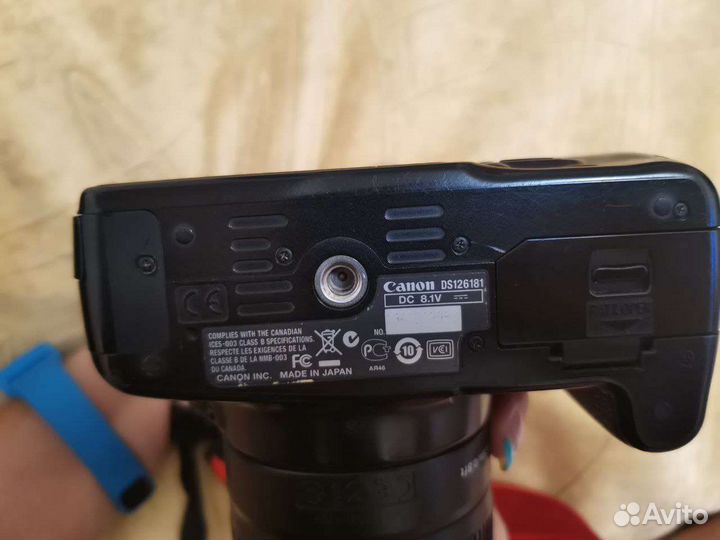 Зеркальный фотоаппарат canon EOS kiss x2