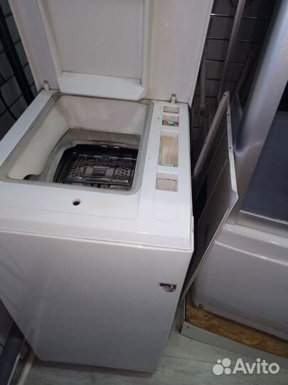 Стиральная машина с вертикальной загрузкой