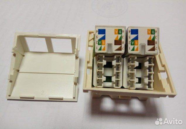 Компьютерная розетка внутренняя, 45х45, 2 порта