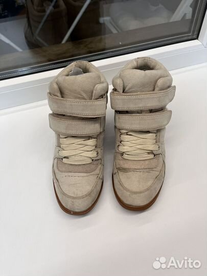 Кеды на танкетке Bershka