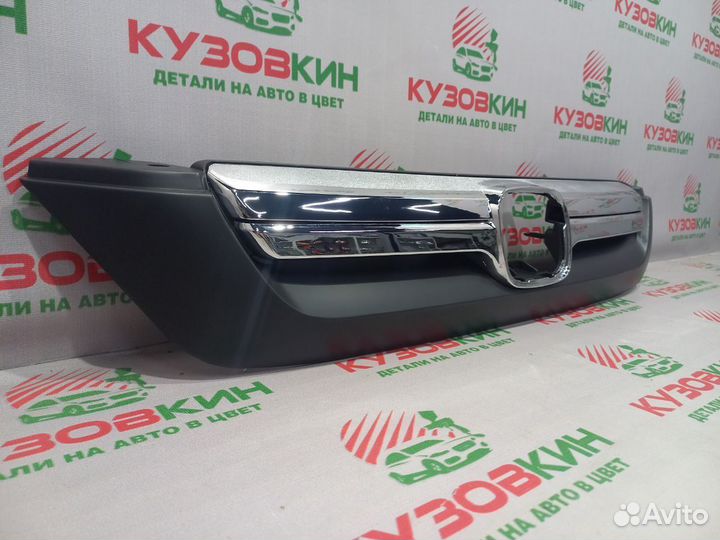 Решетка радиатора honda CR-V 2007-2010