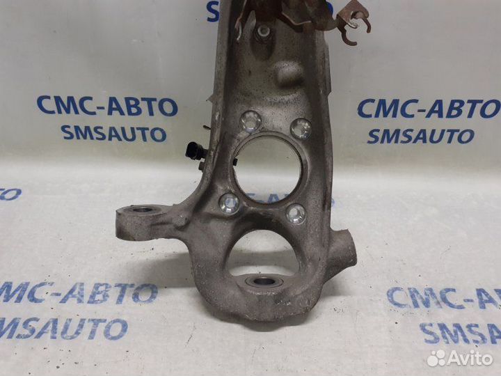 Кулак поворотный передний левый Volkswagen Touareg