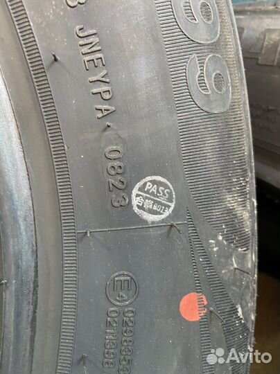 Roadmarch EcoPro 99 215/65 R16 98