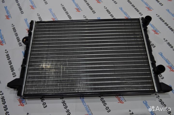 Радиатор охлаждения двигателя 525x377x34 545253Z v