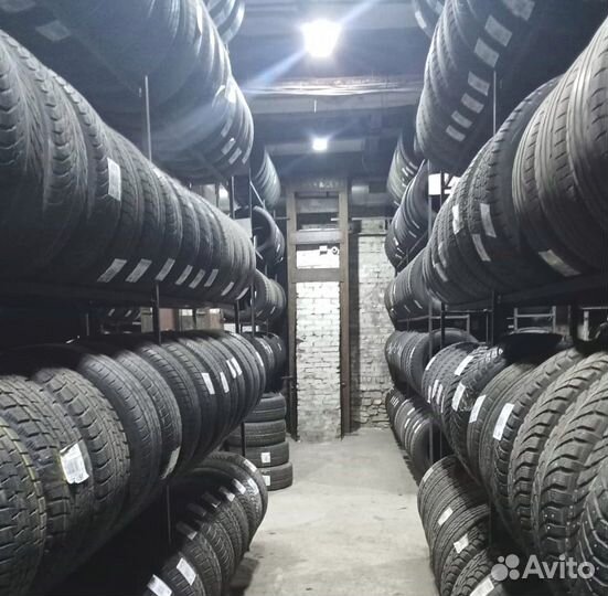 Bridgestone Blizzak VRX 215/65 R16 94M