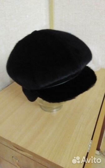 Меховая мужская кепка