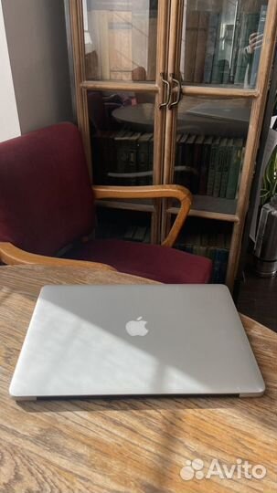 MacBook Pro 15 (2015), 512 гб, Core i7, 2,5 Ггц